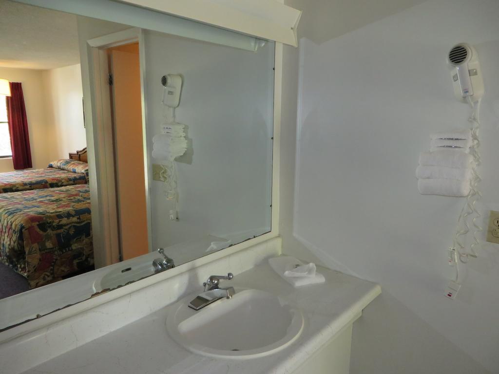 Scottish Inns Motel - Osage Beach Chambre photo